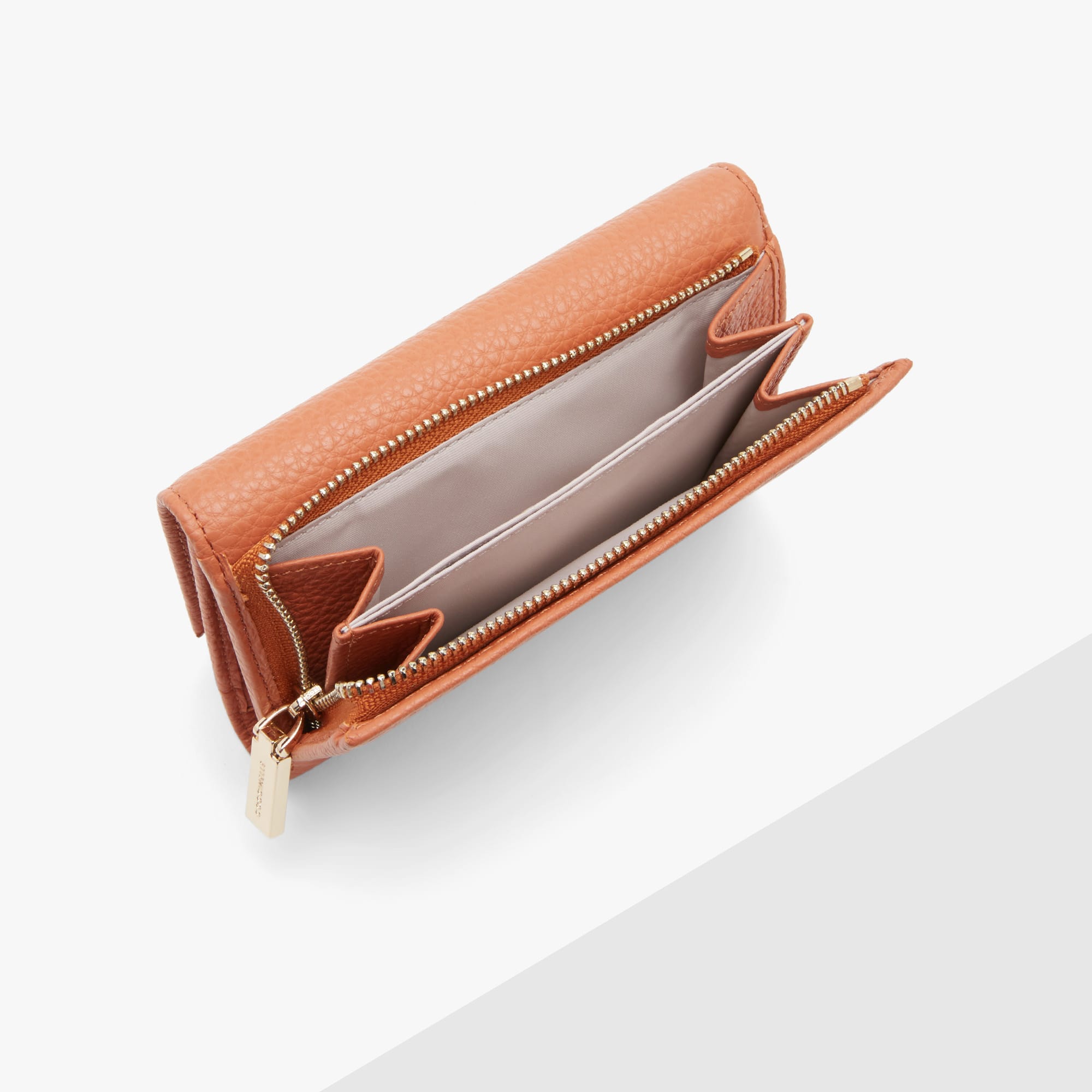 COCCINELLE METALLIC SOFT W10 CHESTNUT - immagine 2