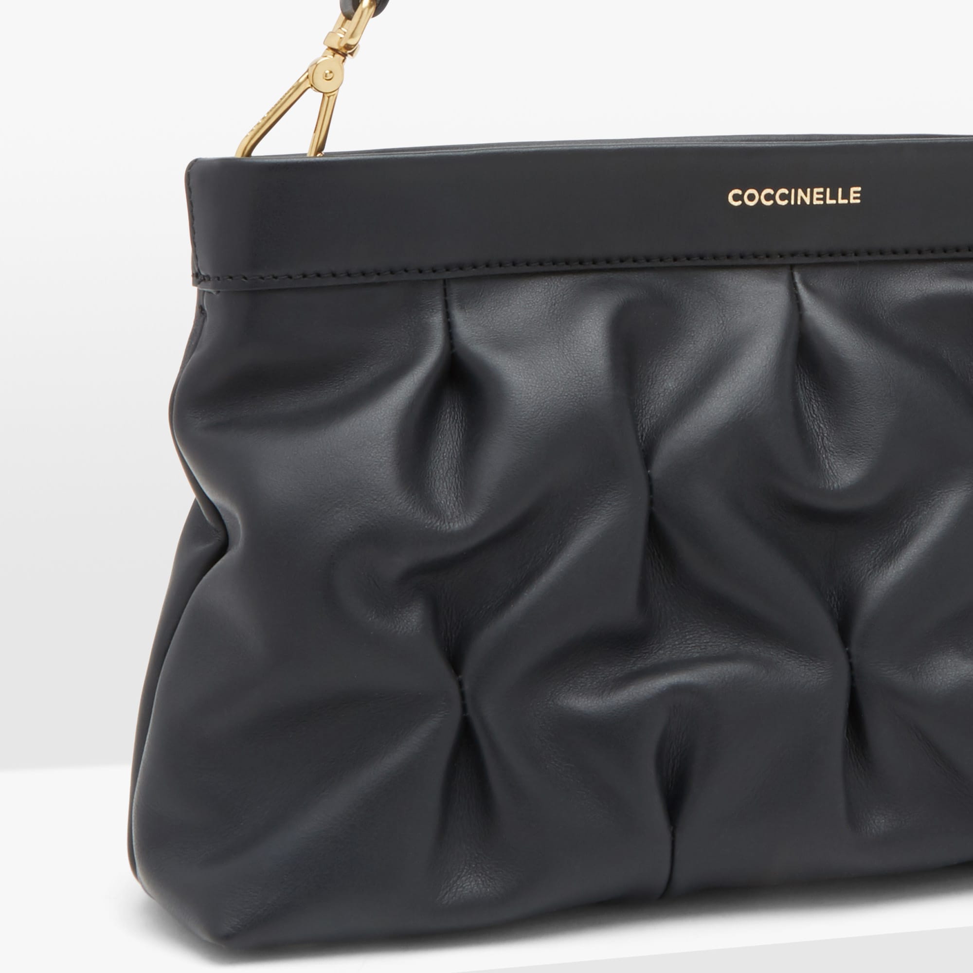 COCCINELLE MARQUISE GOODIE 001 NERO