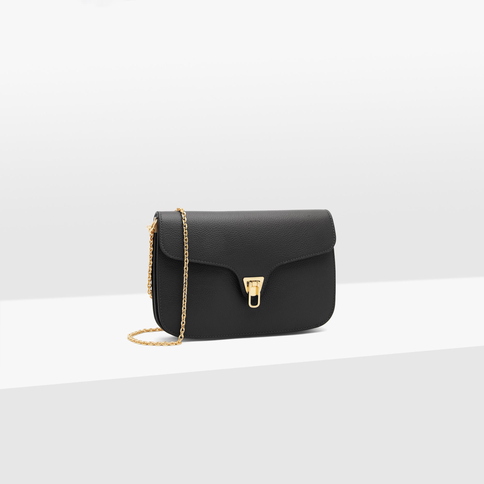 COCCINELLE BEAT SOFT 001 NERO - immagine 3
