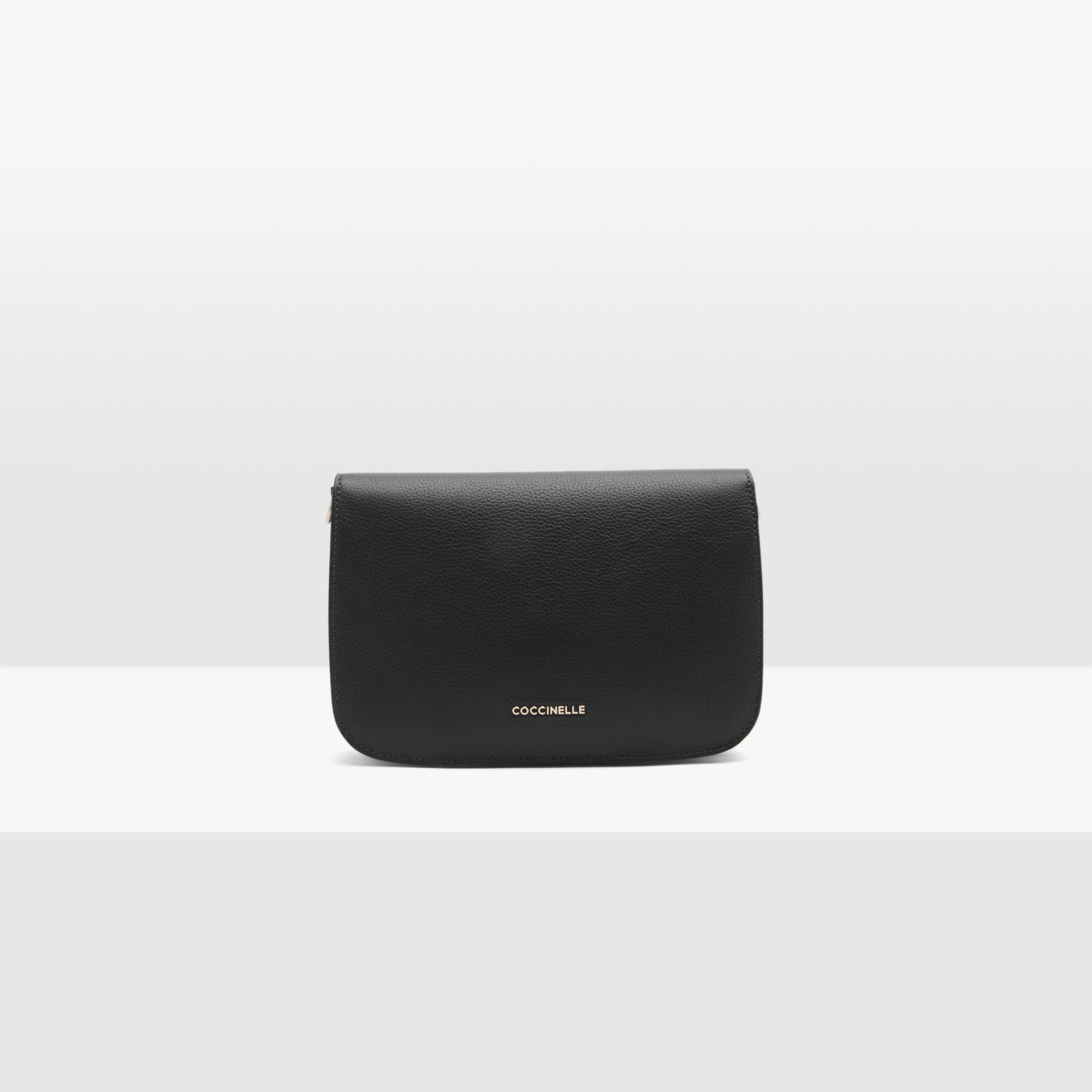 COCCINELLE BEAT SOFT 001 NERO - immagine 4