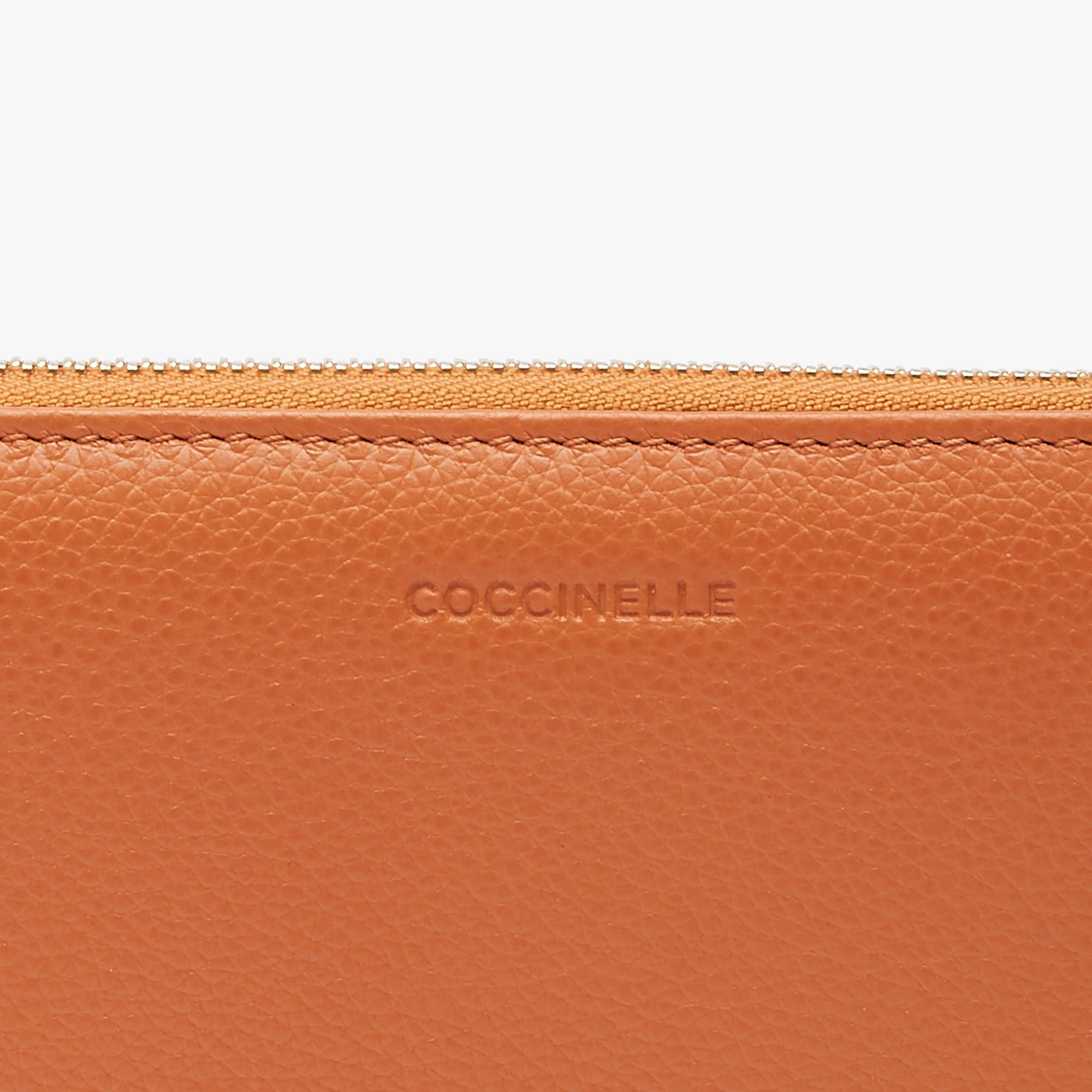 COCCINELLE TASSEL W10 CHESTNUT - immagine 3