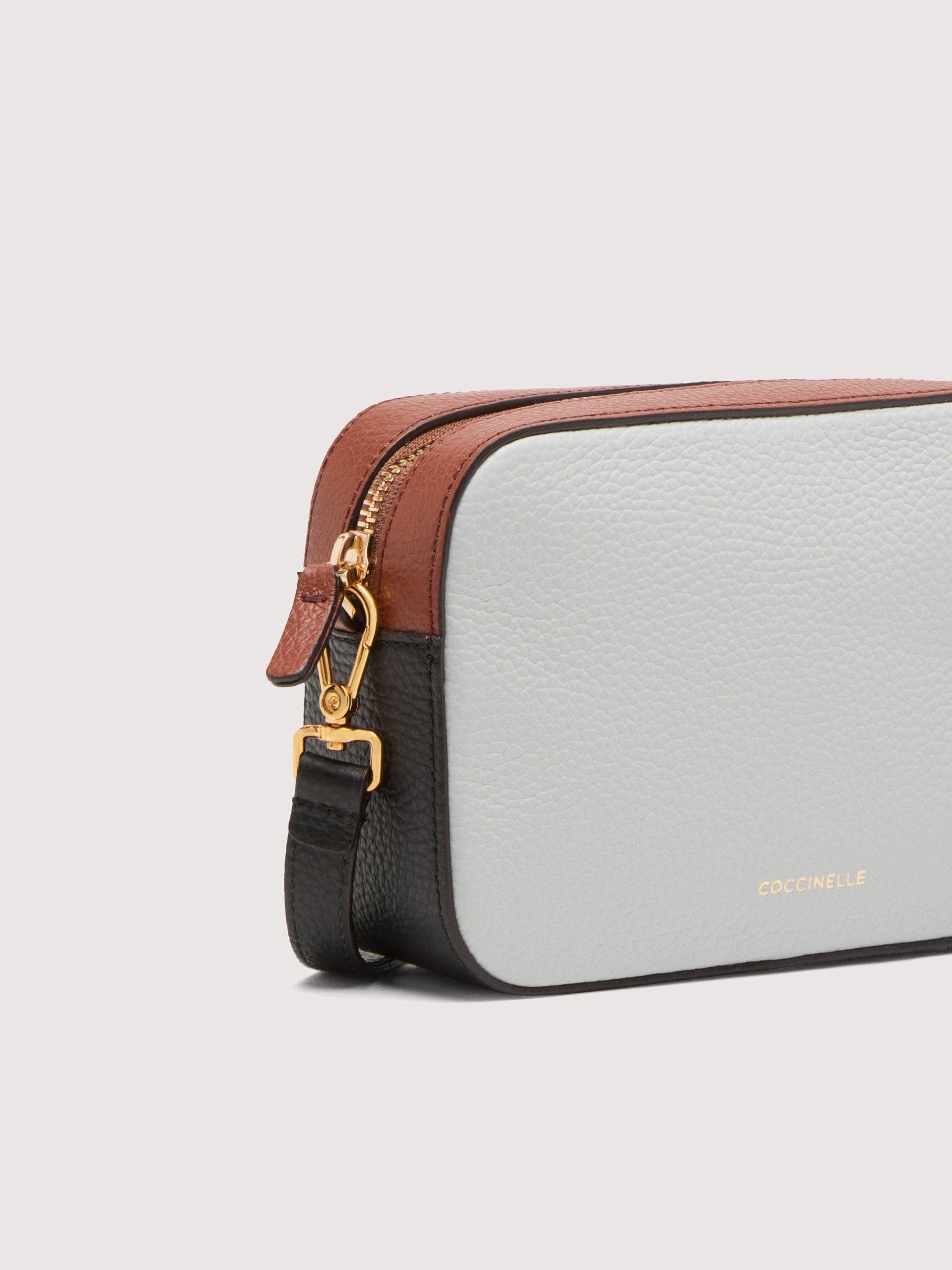 COCCINELLE TEBE TRICOLOR 460 SNOW/COGN/NOIR - immagine 4