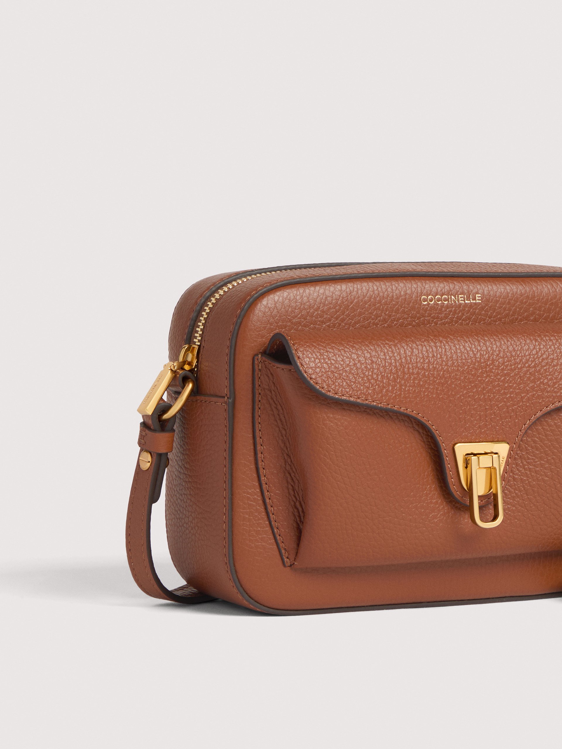 COCCINELLE BEAT SOFT W11 COGNAC - immagine 4