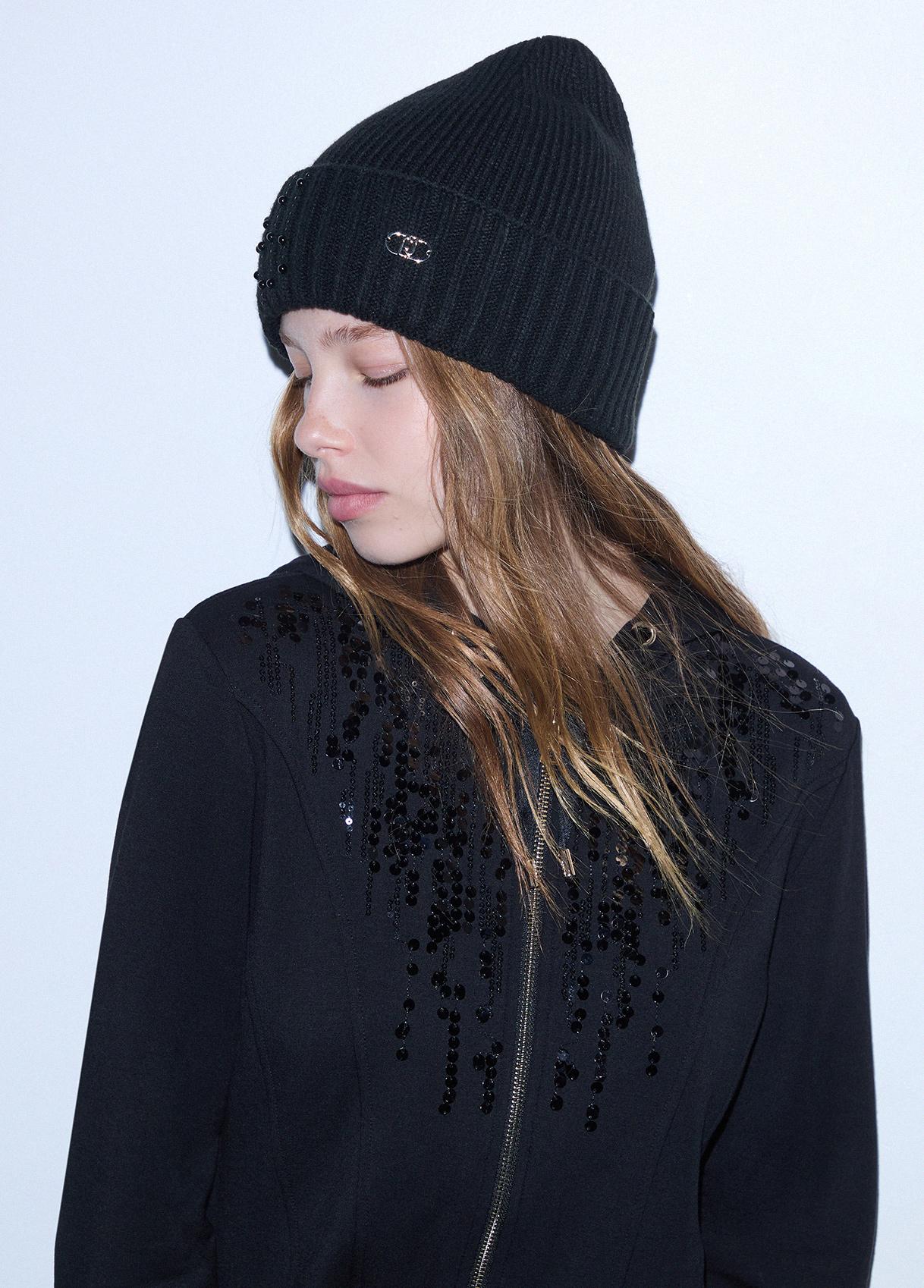 LIU JO BEANIE CON APPLICAZIONI NERO 22222 - immagine 5