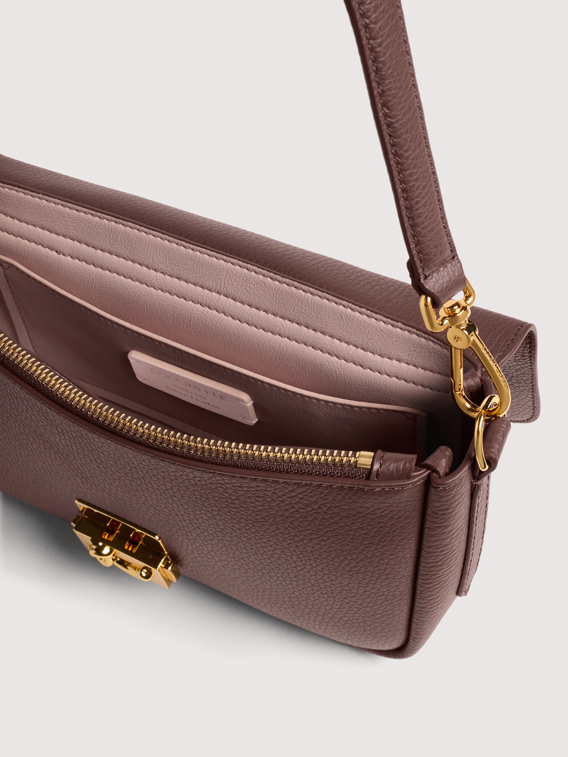 Coccinelle C-ME LOCK R49 BERRY - immagine 3
