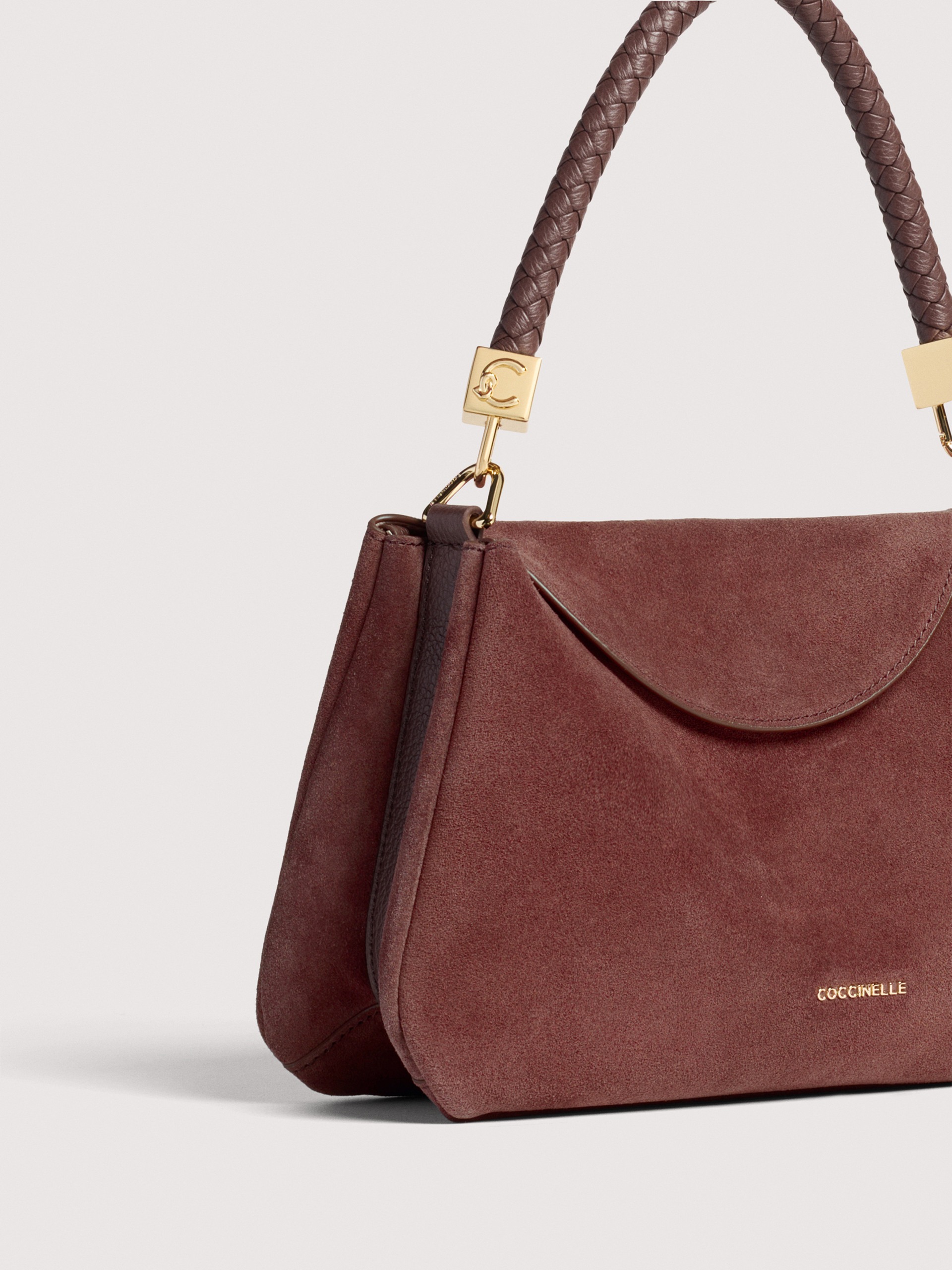 COCCINELLE TIGGY SUEDE BIM R49 BERRY - immagine 4