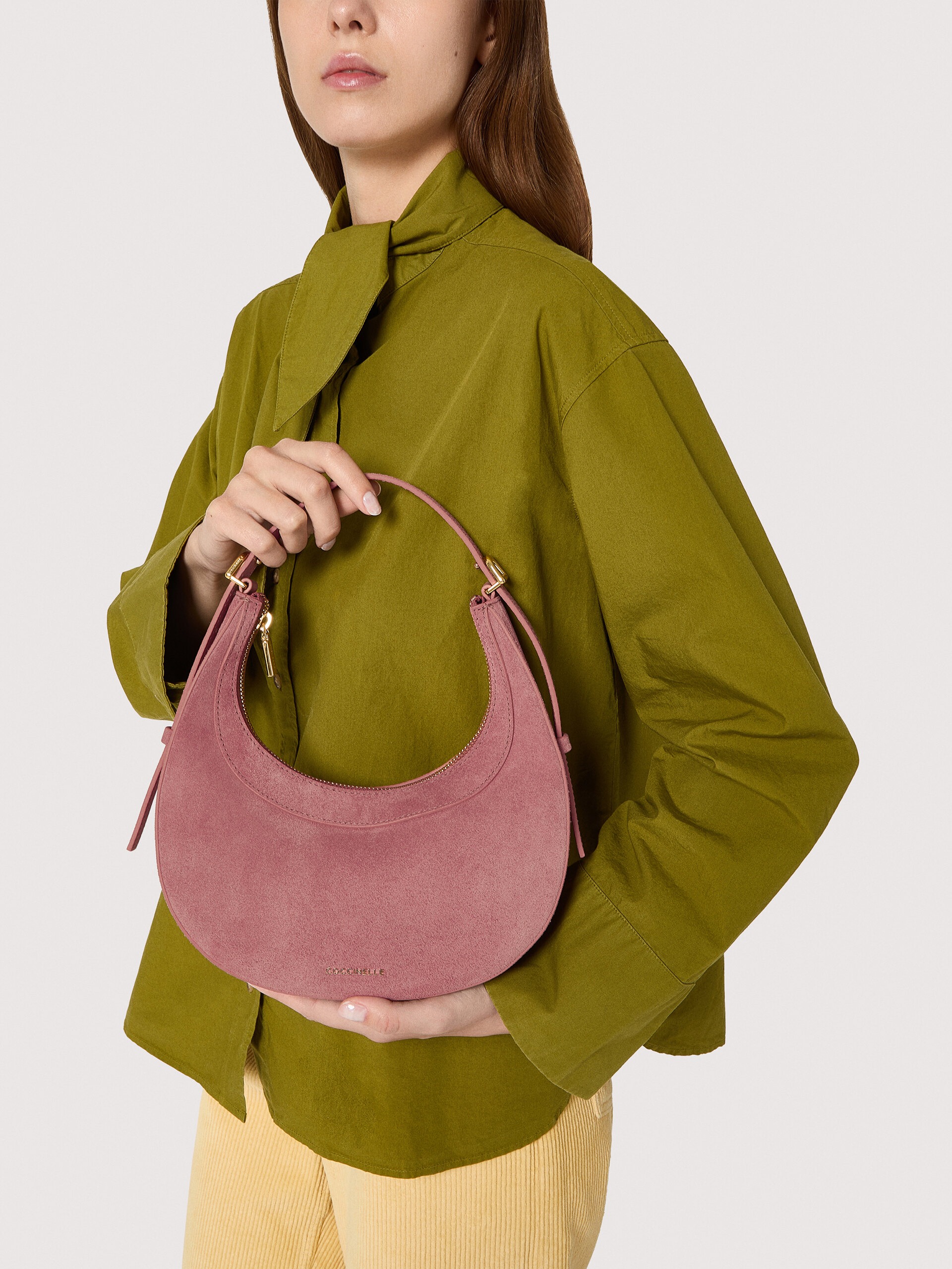 COCCINELLE WHISPER SUEDE P55 WINTER ROSE - immagine 5