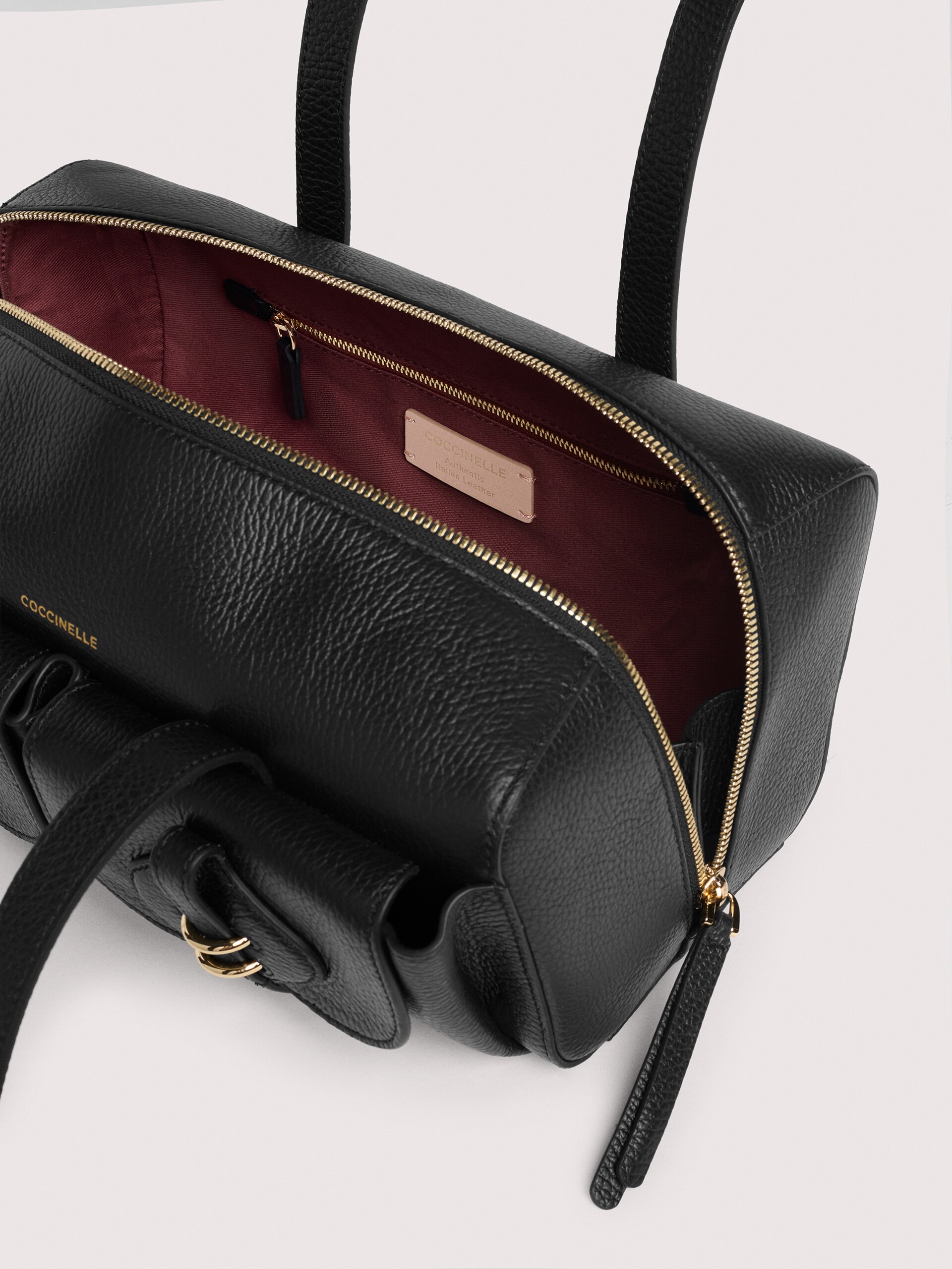 COCCINELLE MAVERY POCKET 001 NERO - immagine 3