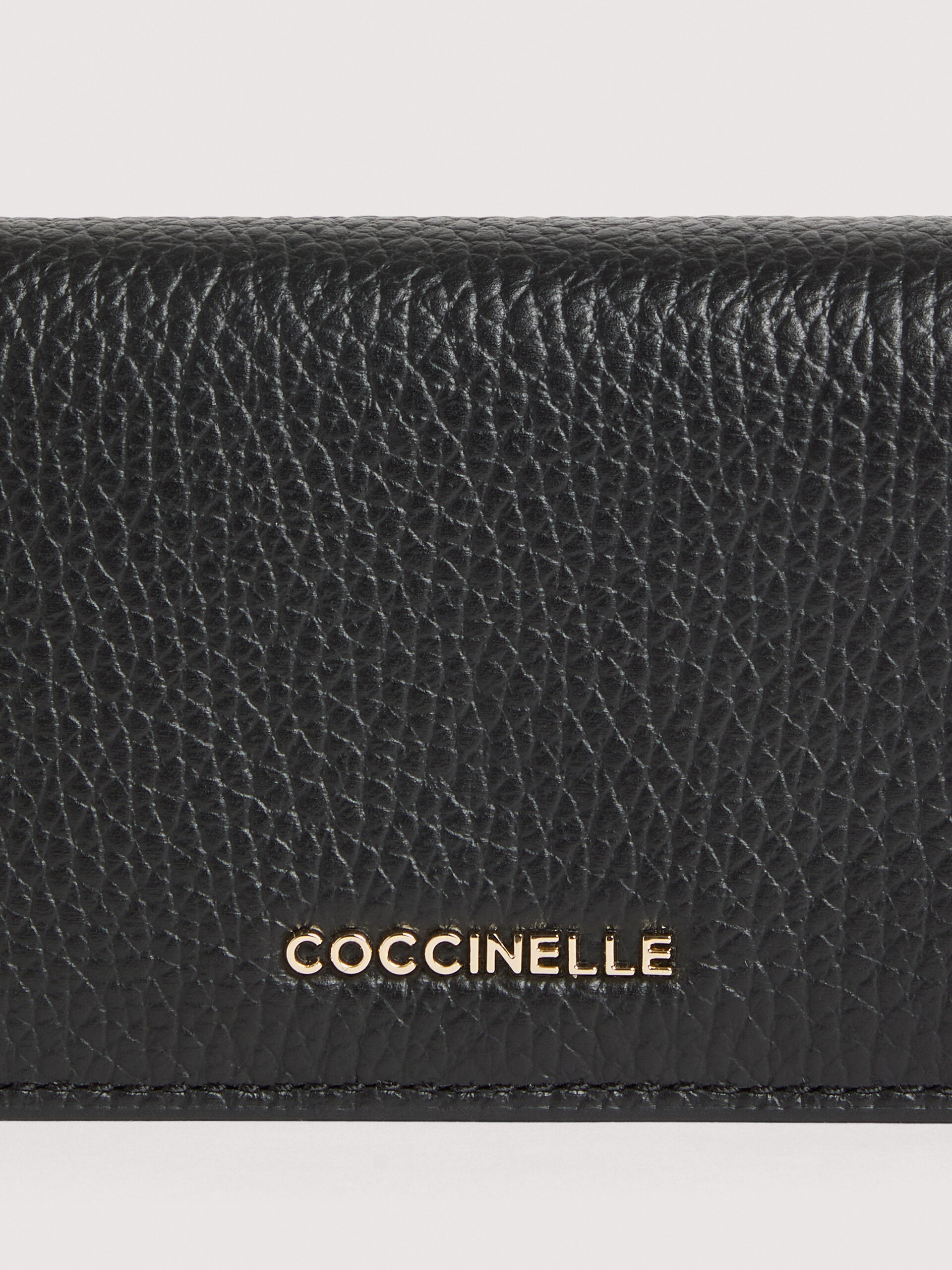 COCCINELLE METALLIC SOFT 001 NERO - immagine 4