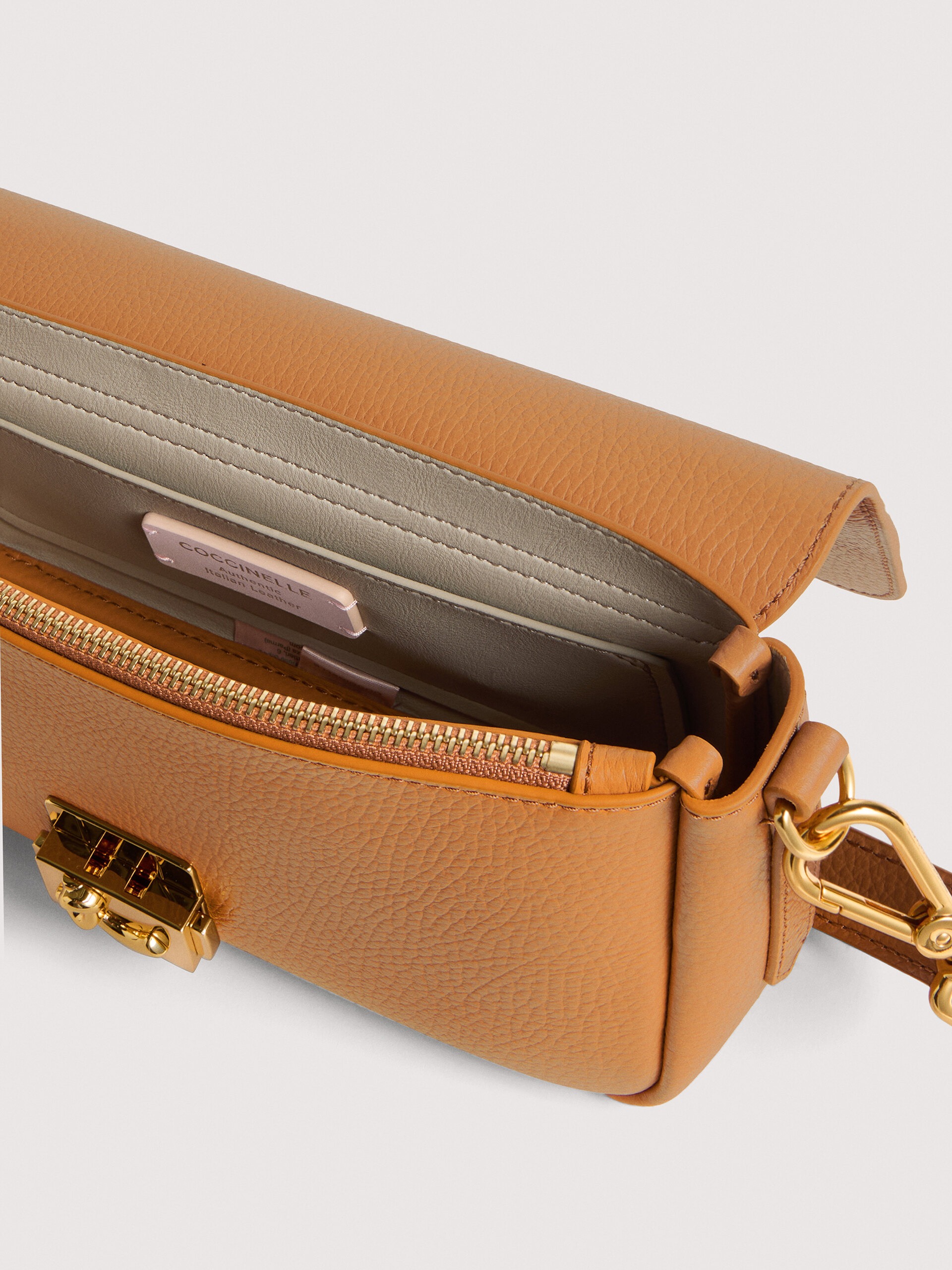 Coccinelle C-ME LOCK R36 ROBIN - immagine 3