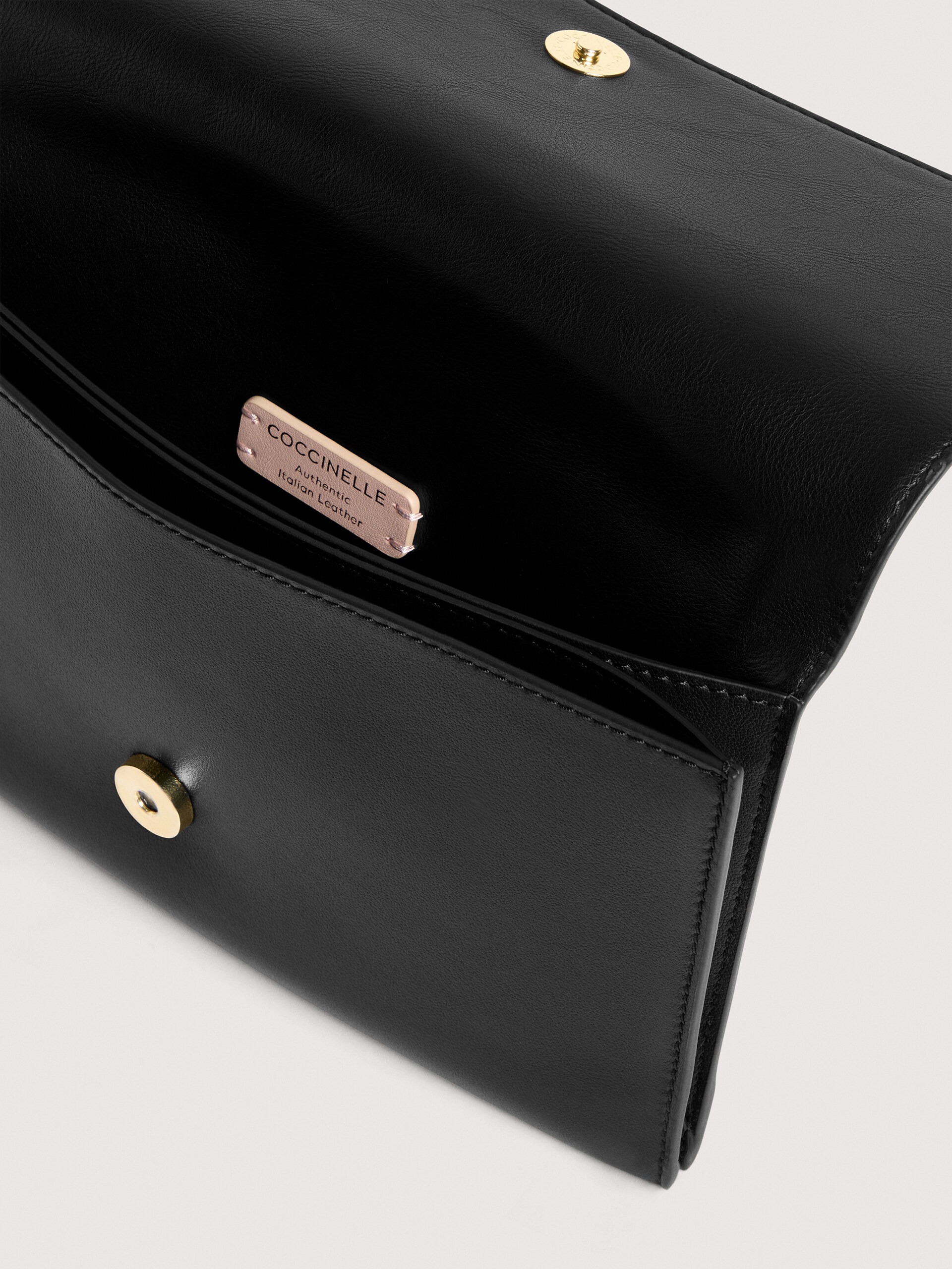Coccinelle C-ME LIGHT 001 NERO - immagine 3
